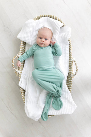 Newborn Knotted Baby Gown and Hat Set - Crew  - (Newborn-3 months) Mint, Navy Blue, Pink, Camel Brown - MOOGCO Baby