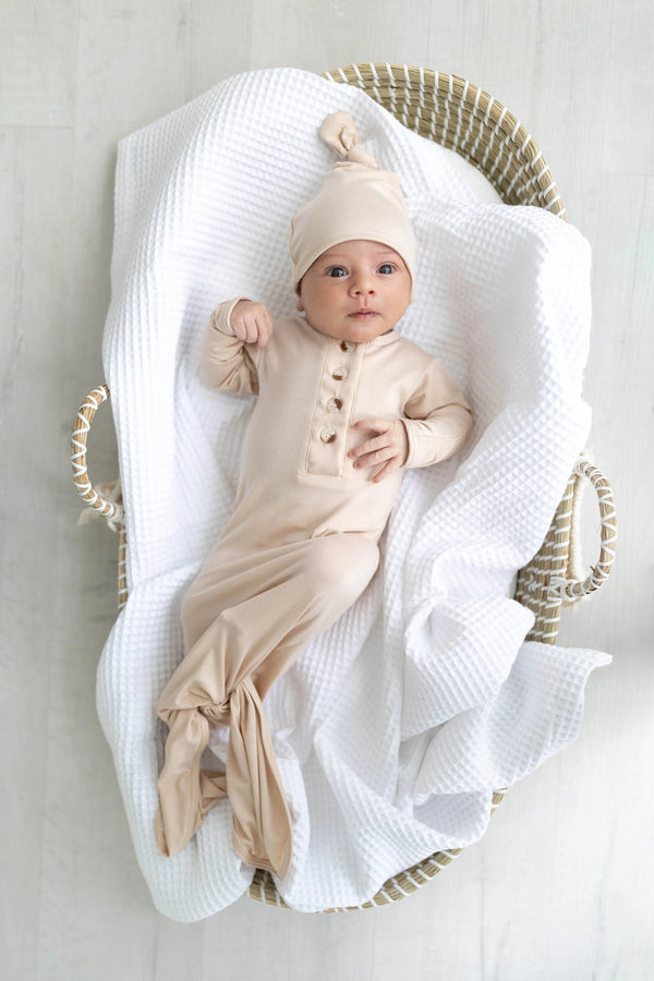 Knotted Baby Gown Set - Sand (Newborn-3 months) - MOOGCO Baby