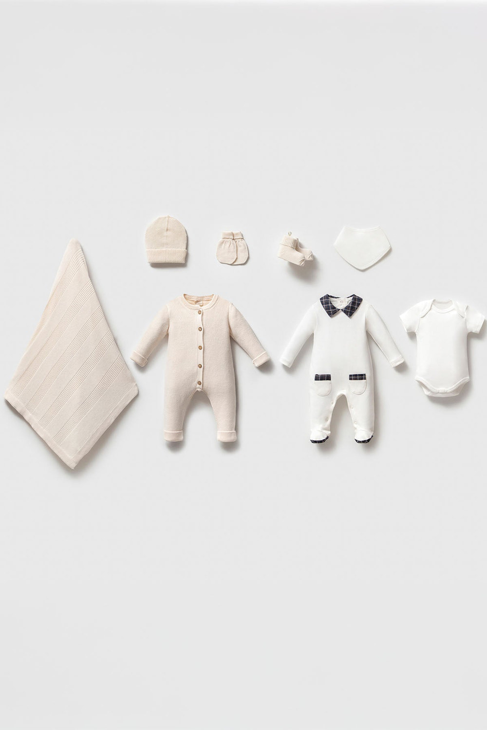 Robert Knitted Newborn Baby Clothes