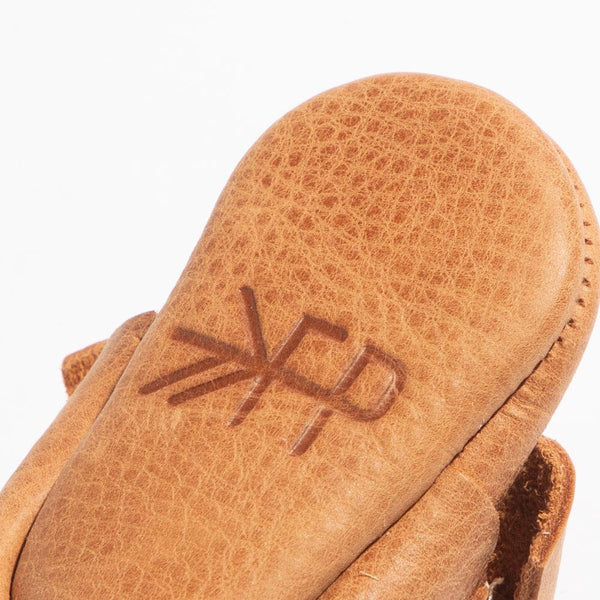 Newborn Zion Knotted Bow Baby Shoe in Angle 3, featuring a stylish design perfect for little ones.