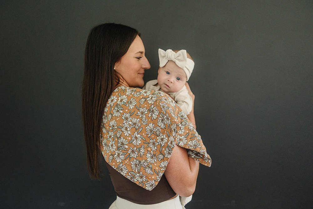 Magnolia Muslin Burp Cloth - MOOGCO Baby