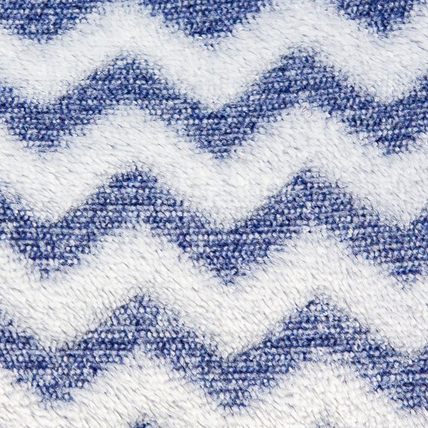 NIKO Easy Wash Children's Car Seat Cover in Blue Chevron Plush
