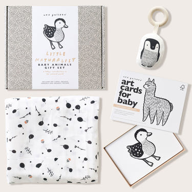Newborn Baby Gift Set featuring adorable baby animal designs, perfect for gifting.