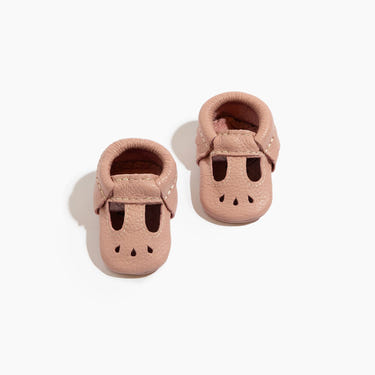 Newborn blush Mary Jane baby shoe, perfect for stylish infant footwear.