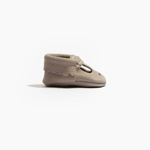 Newborn Salt Flats Mary Jane Baby Shoe in angle 3 view, featuring a stylish design perfect for little feet.