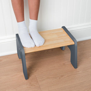 1-Step Wooden Stool for Kids, multi-purpose potty training aid, shown from angle 6. Perfect for little ones!