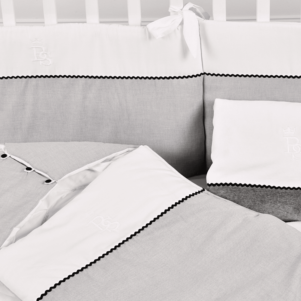 PETIT MARIN | Boys White & Grey Cotton Bed Bumper