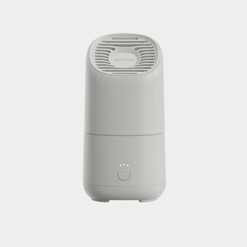Portable humidifier for babies, ensuring optimal humidity levels for a comfortable and healthy environment.