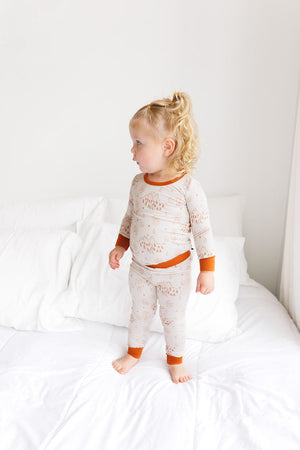 Praise Two-Piece Set