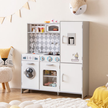 Pretend Play Kitchen for Kids Aged 3+ with Real Sounds and Lights