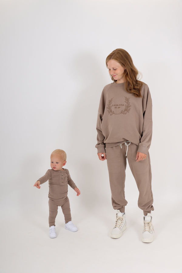ELLE || ORGANIC COTTON MATERNITY CREW NECK PULLOVER