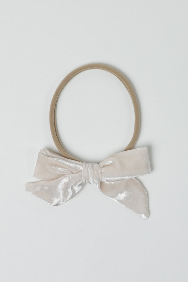 VELVET BOW