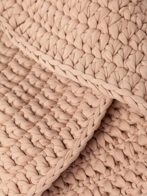 Round plain rug