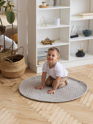 Round plain rug
