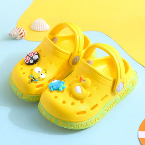 Kids Rubber Jelly Clogs – Fun & Comfy (1–6 Years)