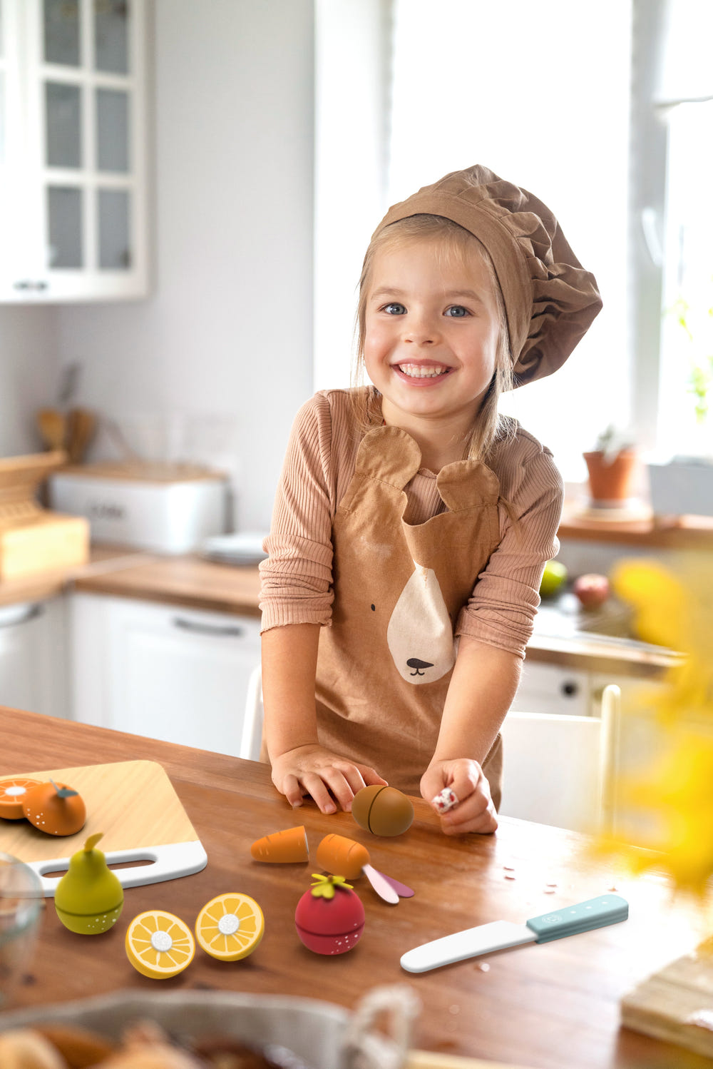 Colorful Fruits & Vegetables Cutting Playset for kids' role play and imaginative fun.