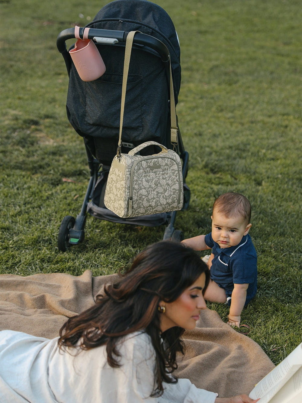 Sazan + JuJuBe Insulated Bottle Bag - Paisley Floral - MOOGCO Baby