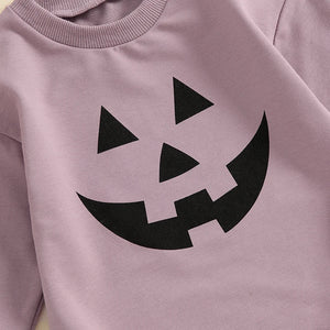 Baby Halloween romper with pumpkin print for girls and boys, featuring a round neck and long sleeves.