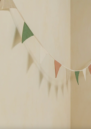 Pennant Garland - Kanyon