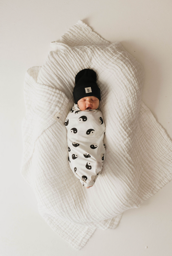 Bamboo Swaddle | Black & White Yin-Yang