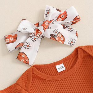 Baby girls' Halloween outfit set with ribbed romper, pumpkin print pants, and headband, angle view 4.