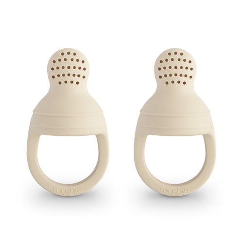 Silicone Fresh Food Feeder for babies, safe and easy feeding utensil for introducing solids.