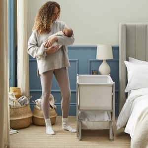 Shnuggle Air Lite Bedside Bassinet | Infant Crib | [OPEN BOX]