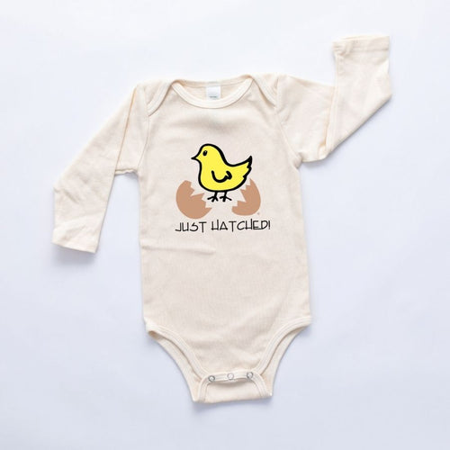 Just Hatched Organic Cotton Long Sleeve Romper, Hat & Blanket Gift Set
