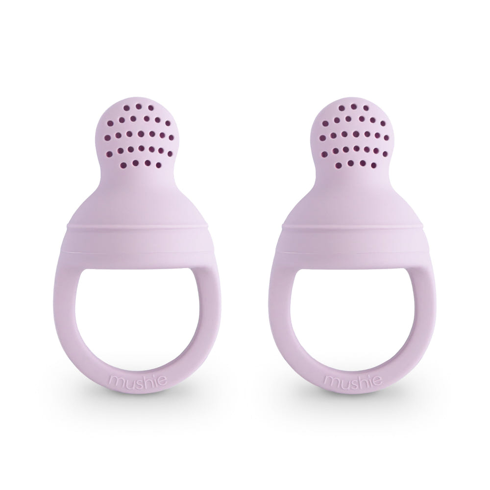 Silicone Fresh Food Feeder for babies, safe and easy feeding utensil for introducing solids.