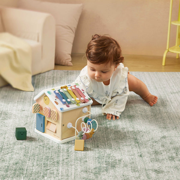 Complete Development Playset: Baby Walker and Activity Cube in vibrant colors, promoting early learning and mobility.