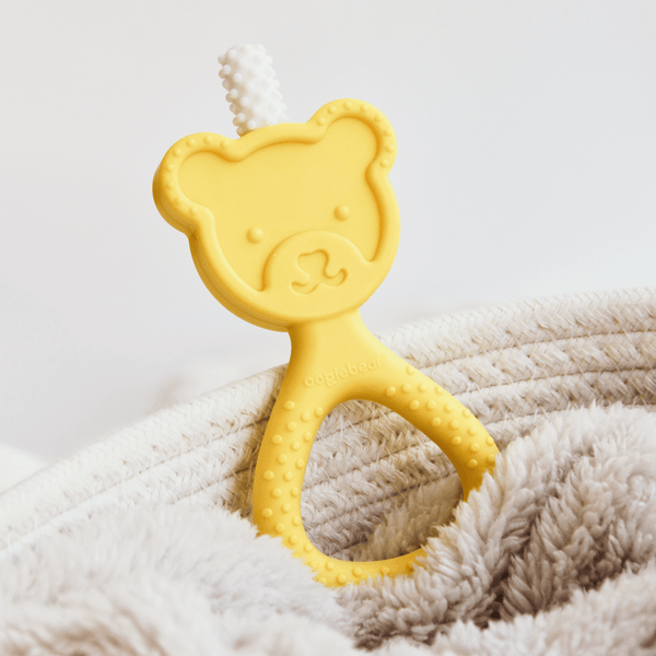 Oogiebear 360° teether in angle 12 view, perfect for soothing baby's gums and promoting healthy oral development.