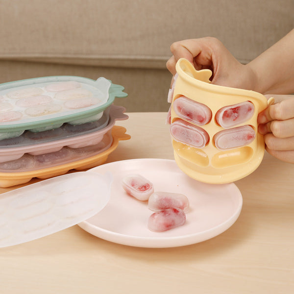 Haakaa Silicone Nibble Tray in angle 5 view, perfect for feeding and snack time for babies.