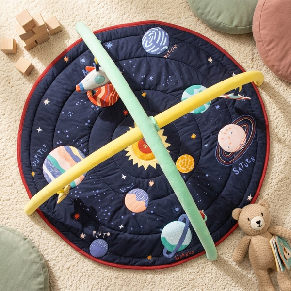 Under the Stars play gym