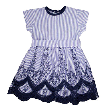 Vintage lace summer dress for babies, perfect for warm weather and special occasions.