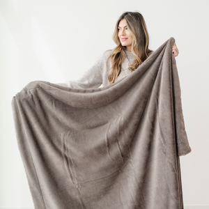 LUSH THROW BLANKETS