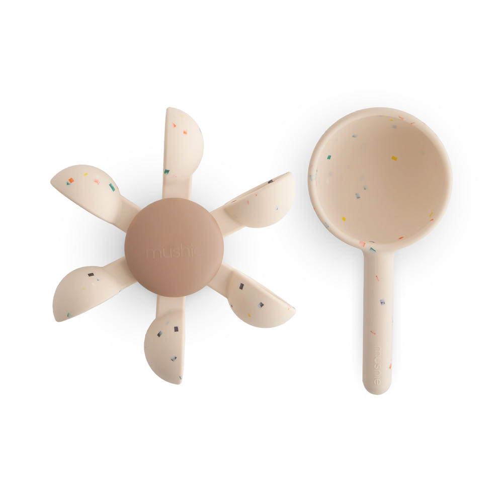 Mushie Water Wheel Bath Toy with Silicone Spoon Suction