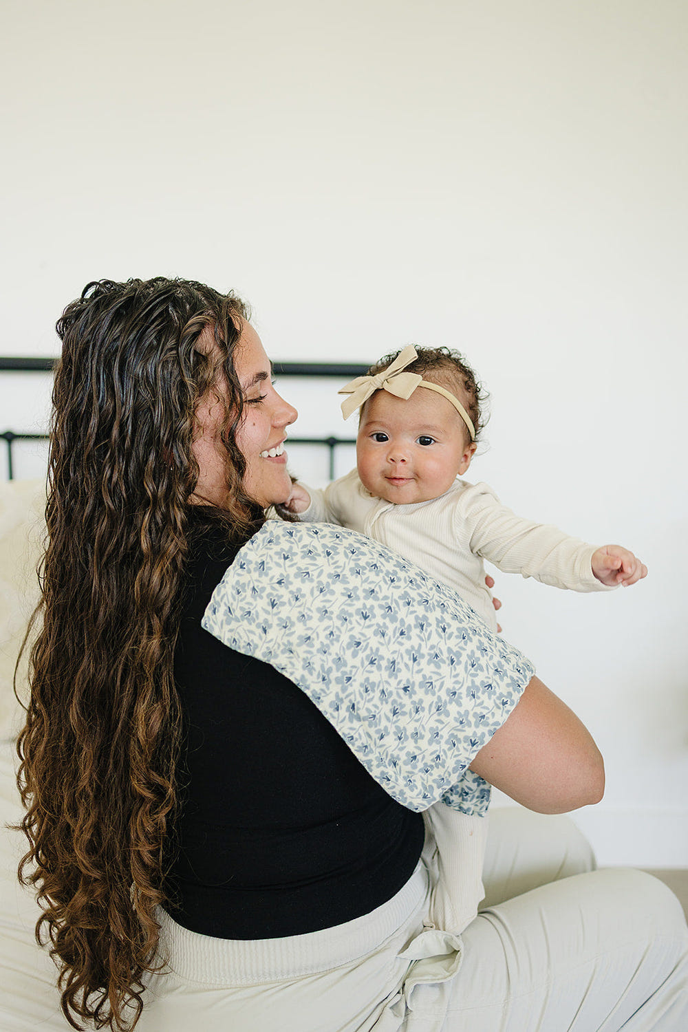 Blue Blossom Muslin Burp Cloth - Soft, absorbent, and stylish baby burp cloth for mess-free feeding.