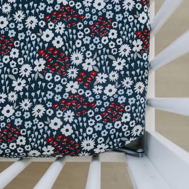 Americana Floral Bamboo Stretch Crib Sheet for stylish and comfortable baby bedding.