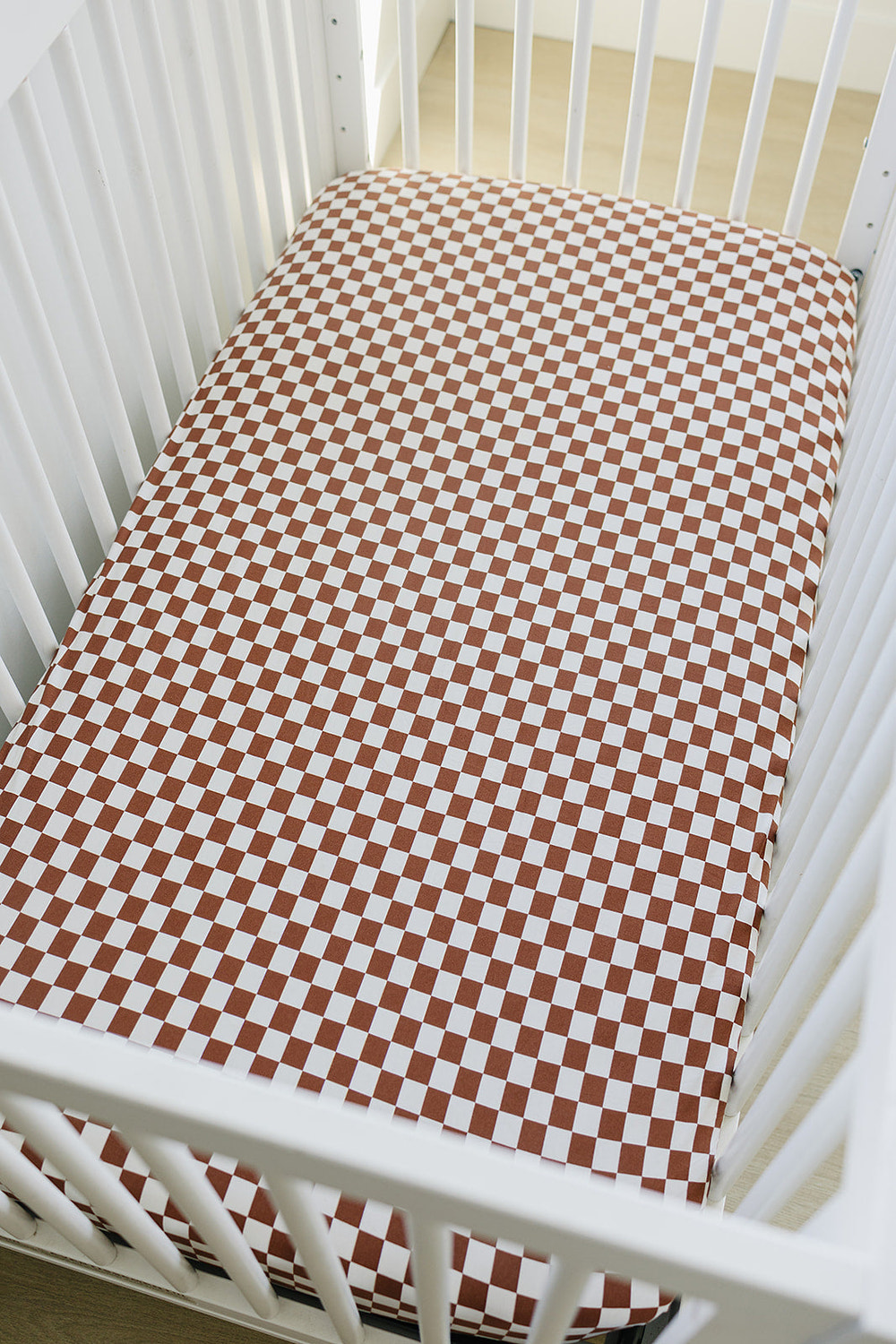 Rust Checkered Bamboo Ribbed Stretch Crib Sheet - MOOGCO Baby