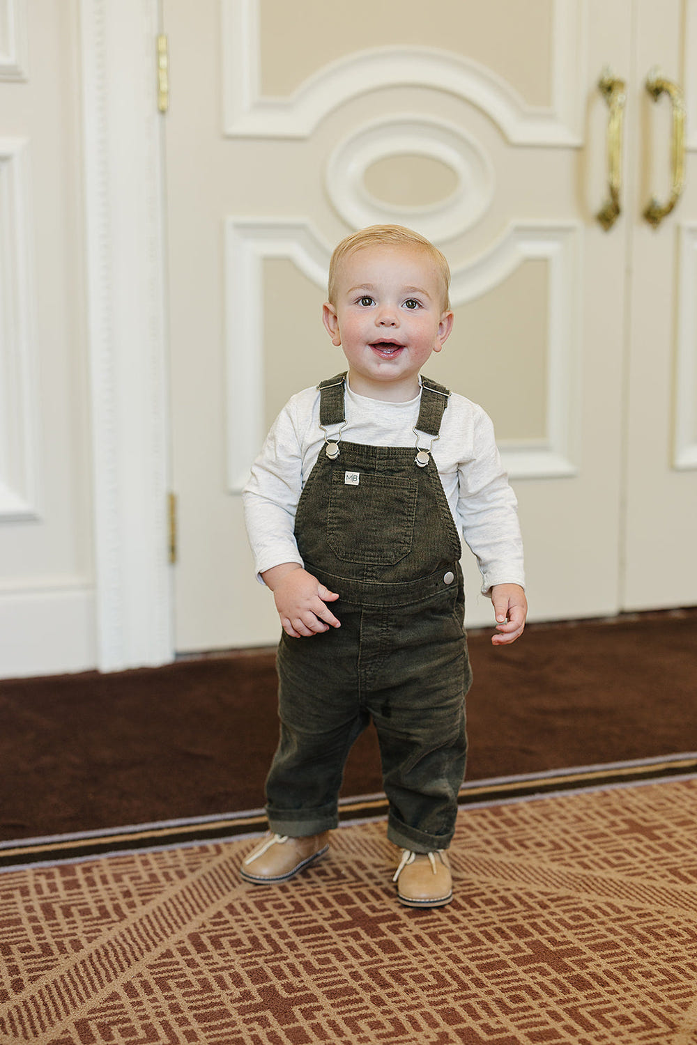 Heather Grey Long Sleeve Cotton Tee for babies - soft, comfortable, perfect for everyday wear.