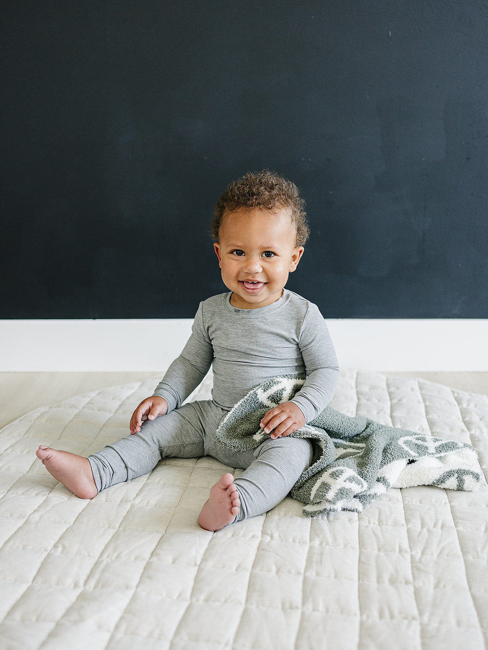 Peace Plush Blanket - MOOGCO Baby