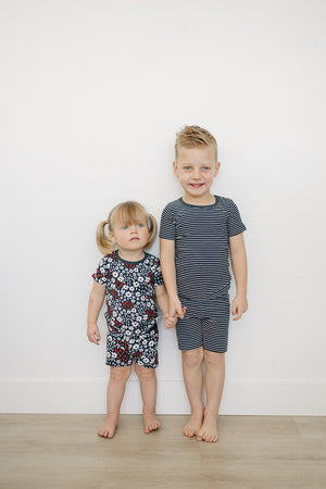 Americana Floral Ribbed Bamboo Cozy Short Set for babies, featuring a stylish two-piece design in a charming floral pattern.