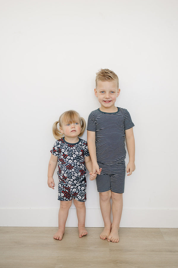 Americana Floral Ribbed Bamboo Cozy Short Set for babies, featuring a stylish two-piece design in a charming floral pattern.