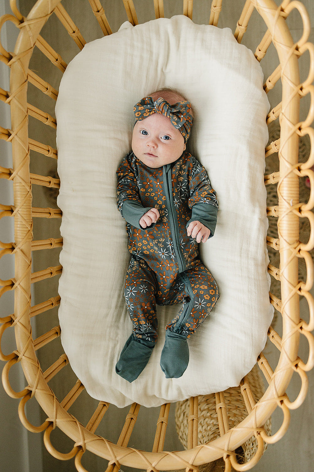 Navy Floral Bamboo Zipper - MOOGCO Baby
