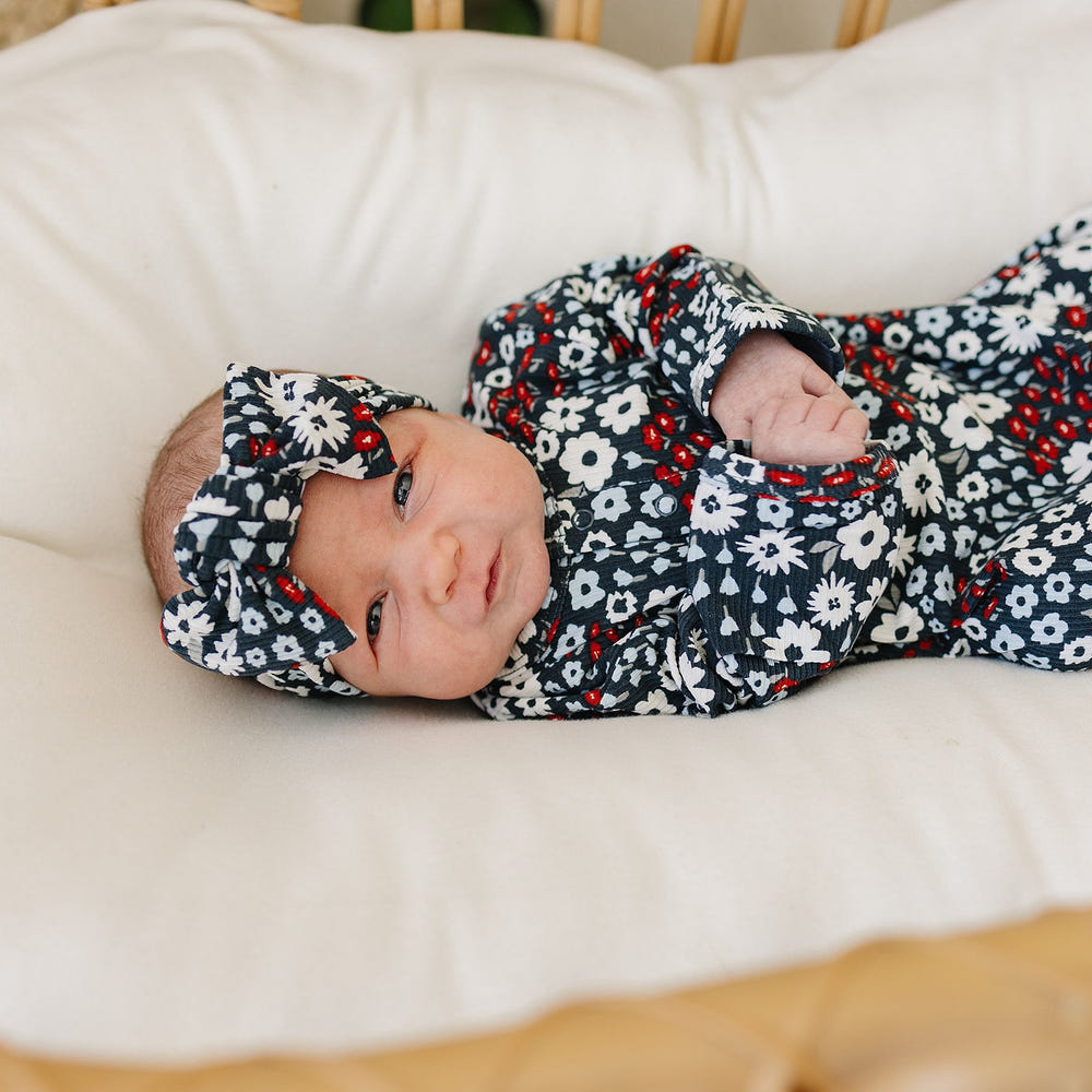 Americana Floral Ribbed Bamboo Head Wrap for babies in vibrant floral design, perfect for stylish comfort.
