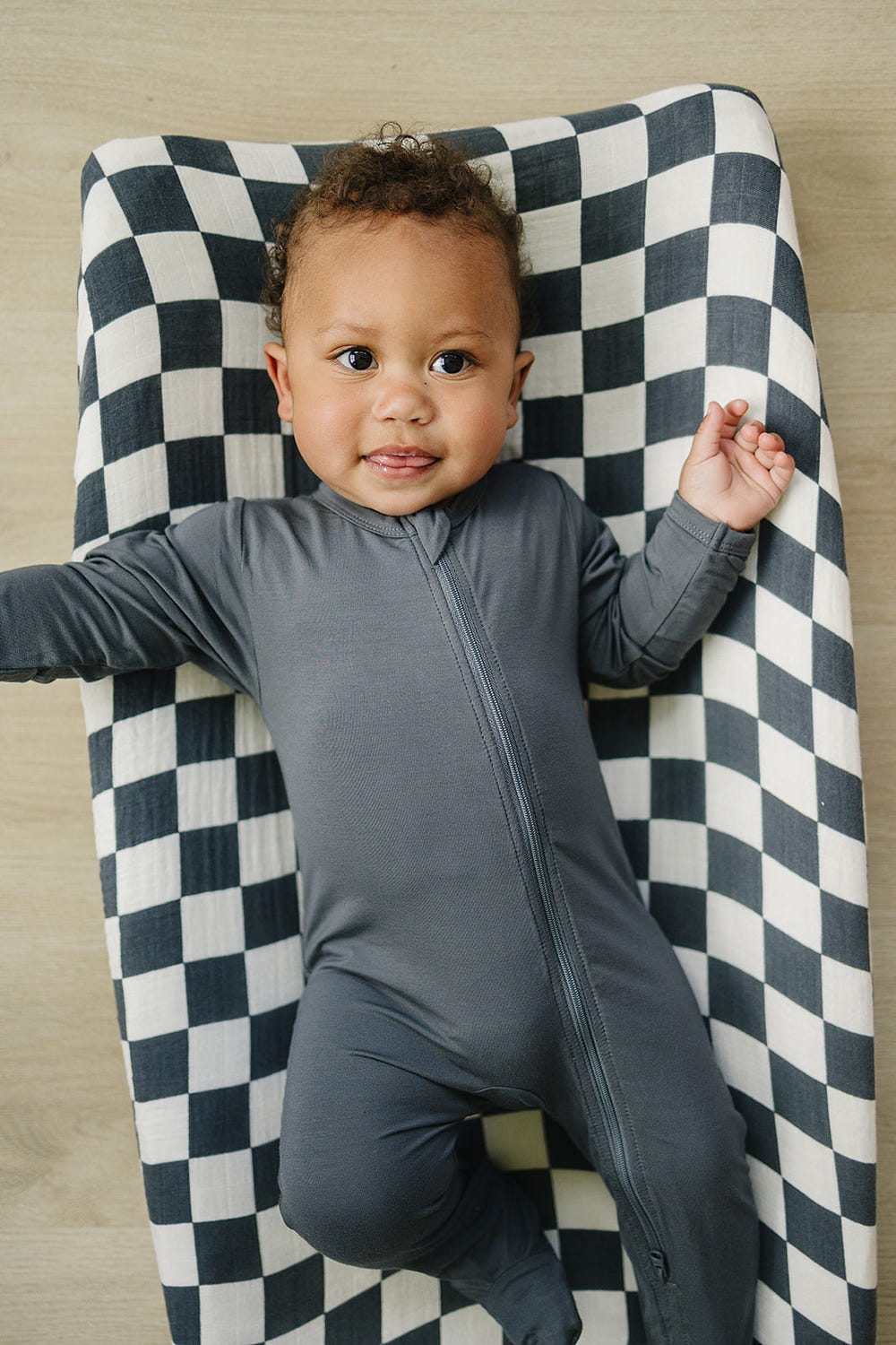Charcoal Checkered Muslin Changing Pad Cover - MOOGCO Baby