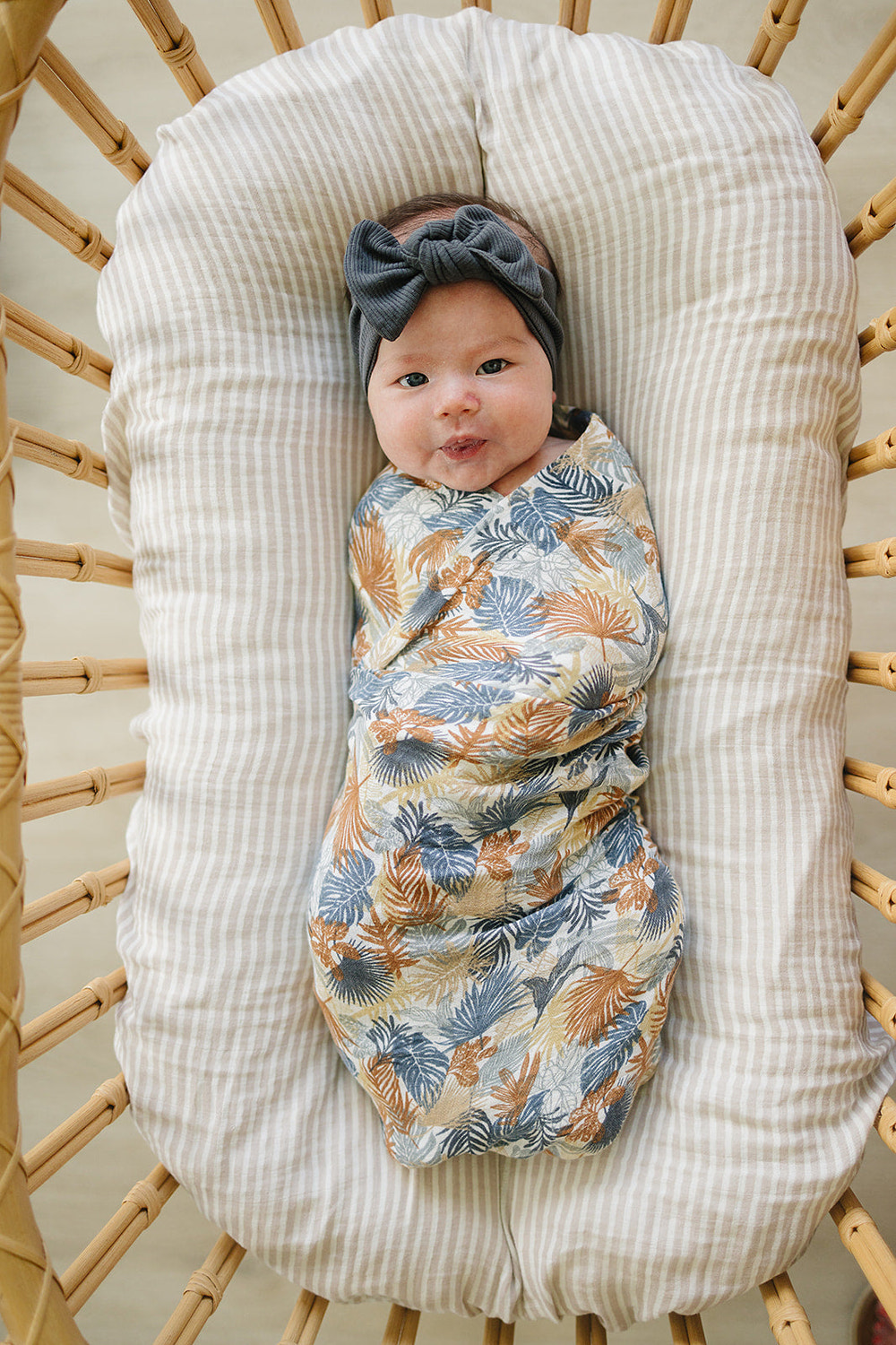 Paradise Palms Muslin Swaddle Blanket - MOOGCO Baby