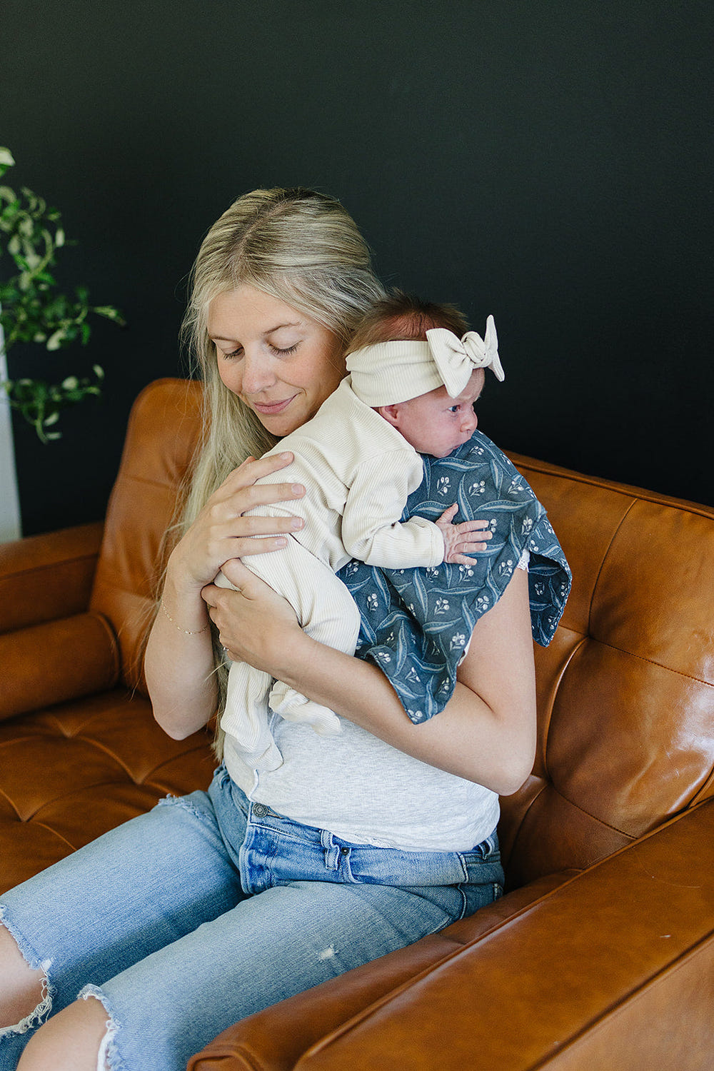 Navy Berry Muslin Burp Cloth - MOOGCO Baby