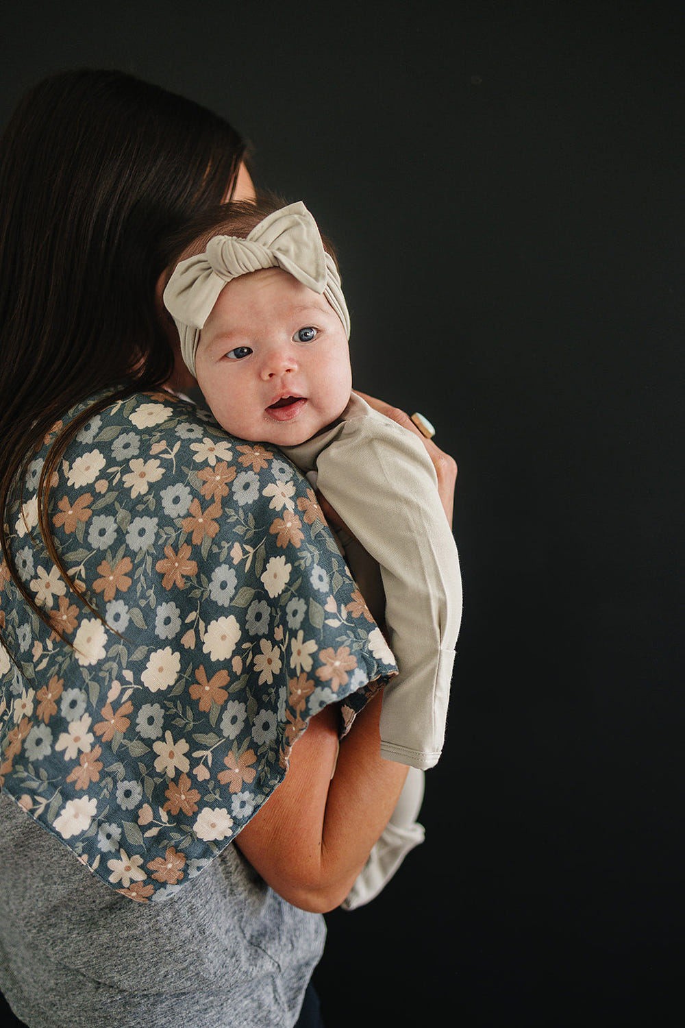 Midnight Floral Muslin Burp Cloth - MOOGCO Baby