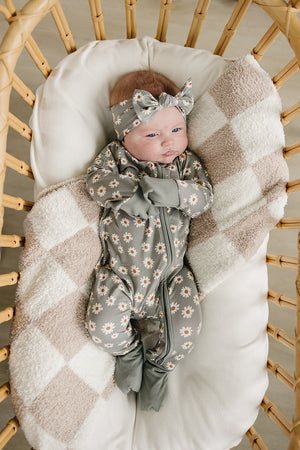 Light Green Daisy Bamboo Zipper - MOOGCO Baby